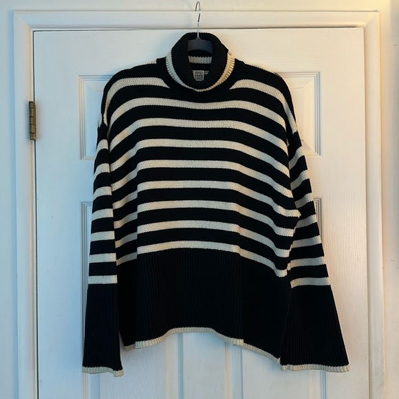 Toteme Signature Stripe turtle neck sweater - SZ XS - Picture 1 of 4